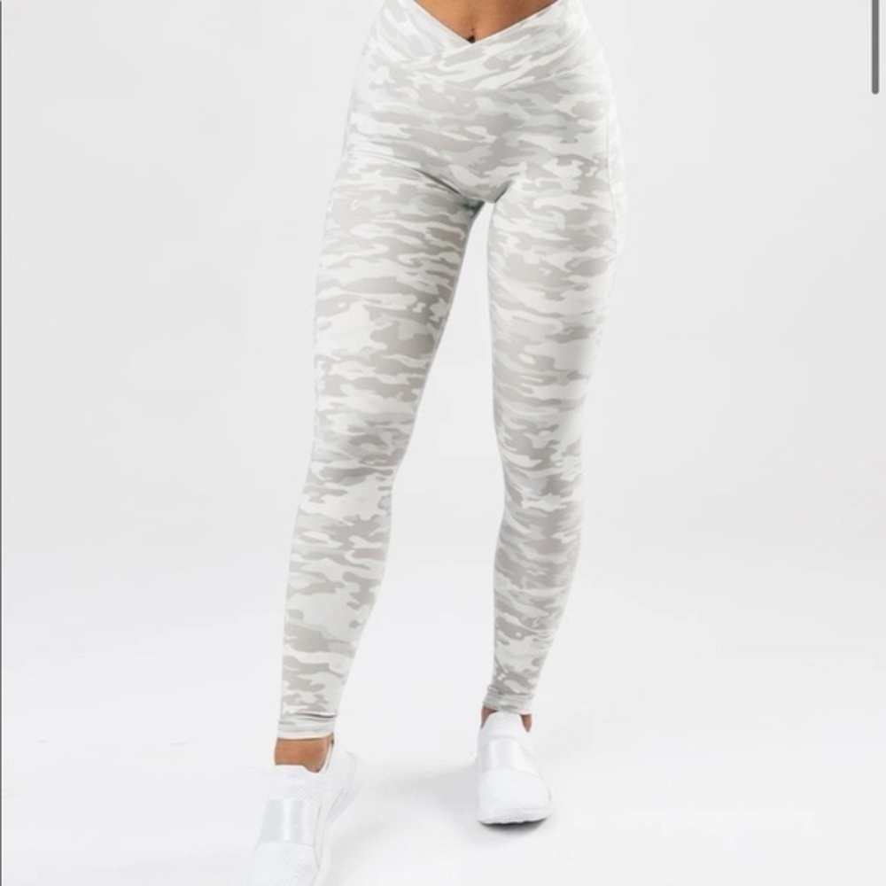 Small Alphalete Gray Camo Leggings